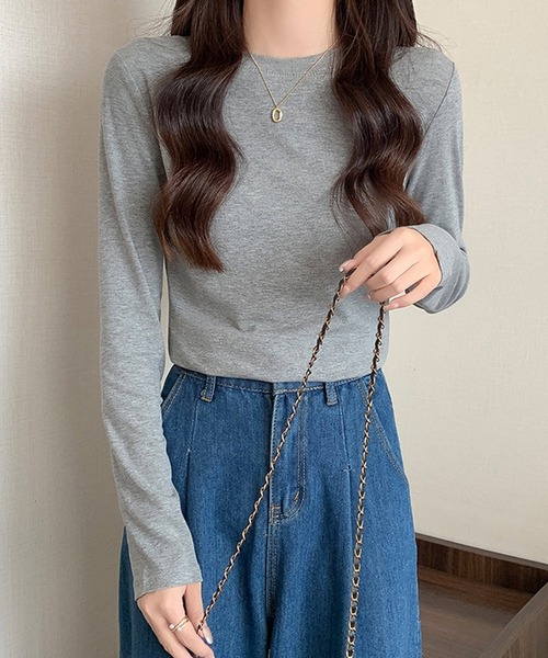 Dewlily(デューリリー)の「ラウンドネック長袖Tシャツ(Tシャツ/カットソー・レディース・ベージュ/ホワイト/ブラック/パープル/グレー/モカ/イエロー・FREE)」の8枚目の写真