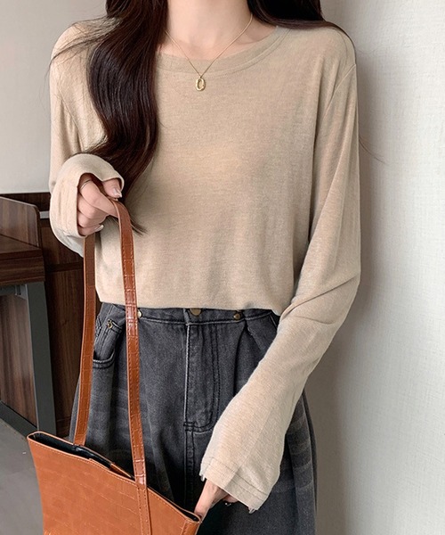 Dewlily(デューリリー)の「ラウンドネック長袖Tシャツ(Tシャツ/カットソー・レディース・ベージュ/ホワイト/ブラック/パープル/グレー/モカ/イエロー・FREE)」の9枚目の写真
