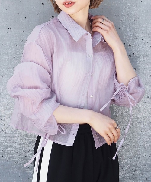 tiptop(ティップトップ)の「シアー袖ドロストショート丈シャツ(シャツ/ブラウス・レディース・ブラック/オフホワイト/ピンク/イエロー/ブルー/ブルー系その他/ブラック系その他・FREE)」の7枚目の写真