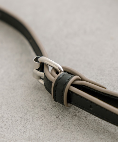 loti(ロティ)の「loti ビーンズポケットショルダー(ショルダーバッグ・レディース・ゴールド/オフホワイト/ブラック・ONE SIZE)」の12枚目の写真