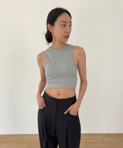 Didot.showroom（ディドット ショールーム）の「クロップドアメスリタンク（パッド入り）（タンクトップ・レディース・ホワイト/ブラック/ヘザーグレー/ブルーグレー・FREE）」の8枚目の写真