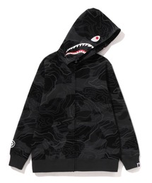 A BATHING APE（アベイシングエイプ）の「LAYERED LINE CAMO SHARK ZIP HOODIE JR（パーカー・キッズ）」
