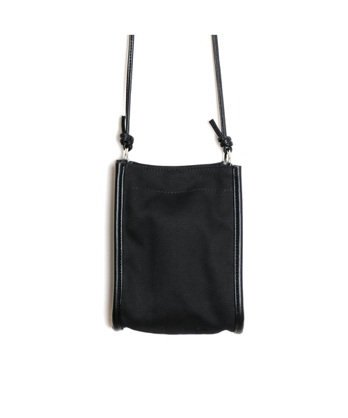 CONVERSE(コンバース)の「【CONVERSE/コンバース】CV ARCH LOGO MINI SHOULDER BAG アーチロゴミニショルダーバッグ(ショルダーバッグ・レディース・ブラック/オフホワイト・FREE)」の6枚目の写真