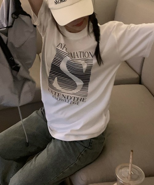 LYEON（リヨン）の「ビッグシルエットTシャツ（Tシャツ/カットソー・レディース・グレー/ホワイト・FREE）」の12枚目の写真