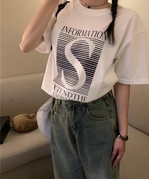 LYEON（リヨン）の「ビッグシルエットTシャツ（Tシャツ/カットソー・レディース・グレー/ホワイト・FREE）」の15枚目の写真