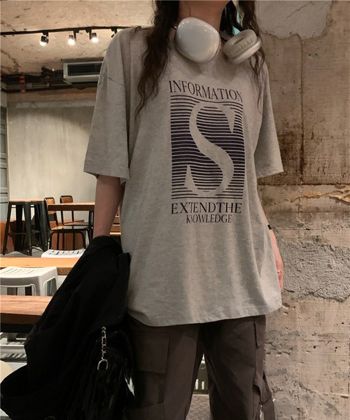 LYEON（リヨン）の「ビッグシルエットTシャツ（Tシャツ/カットソー・レディース・グレー/ホワイト・FREE）」の17枚目の写真