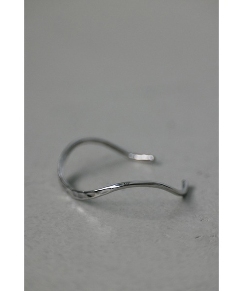 STYLEMIXER（スタイルミキサー）の「カーブバングル（バングル/リストバンド・レディース・ゴールド/シルバー・FREE）」の12枚目の写真