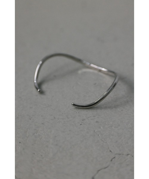 STYLEMIXER（スタイルミキサー）の「カーブバングル（バングル/リストバンド・レディース・ゴールド/シルバー・FREE）」の13枚目の写真