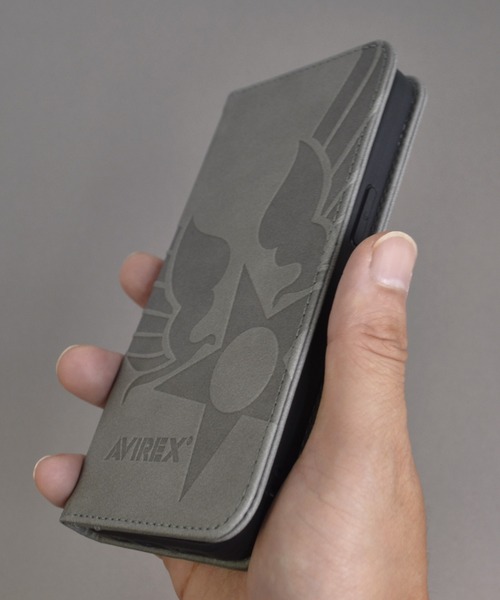 AVIREX(アヴィレックス)の「iPhone17/17Pro/17ProMax/Air iPhone17e iPhone16/16Pro/16e/16ProMax/15/15Pro/14/13 アヴィレックス 「スエード手帳」(スマホケース/カバー・メンズ・ブラック/グレー/カーキ・iPhone 15/iPhone 15 Pro/iPhone 16 Pro Max/iPhone 16 Pro/iPhone 16/iPhone 16e/17e/iPhone 17 Pro Max/iPhone 17/iPhone Air/iPhone 17 Pro)」の14枚目の写真