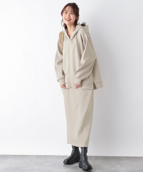 GLOBAL WORK（グローバルワーク）の「ライトクッションZIPパーカー/906293（パーカー・レディース・ネイビー/アイボリー/グレイッシュベージュ/ブラック・MEDIUM/LARGE）」の16枚目の写真