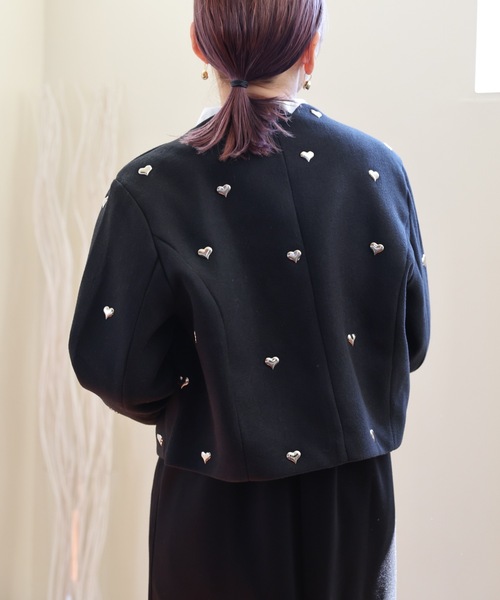 ULEULA(ウルア)の「ハートスタッズノーカラージャケット(ノーカラージャケット・レディース・ブラック・FREE)」の6枚目の写真