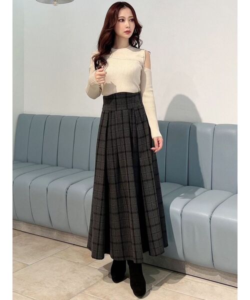 RESEXXY（リゼクシー）の「レイヤードボタンニットトップス（ニット/セーター・レディース・グリーン/ブラック/アイボリー・FREE）」の6枚目の写真