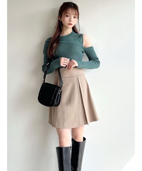 RESEXXY（リゼクシー）の「レイヤードボタンニットトップス（ニット/セーター・レディース・グリーン/ブラック/アイボリー・FREE）」の9枚目の写真