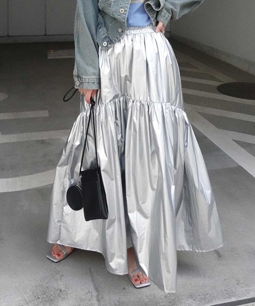 CORNERS（コーナーズ）の「メタリックギャザーフレアスカート（スカート・レディース・ゴールド/ブラック/シルバー・M）」の13枚目の写真