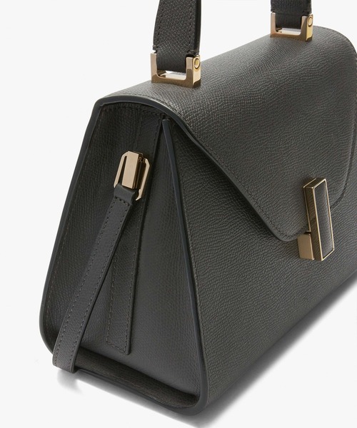 Valextra（ヴァレクストラ）の「ミニ イジィデ（ハンドバッグ・レディース・ブラウン系2/ピンク系1/ベージュ系1/イエロー系1/ダークグレー/レッド/ブルー系2/オフホワイト/ピンク系2・ONE SIZE）」の17枚目の写真