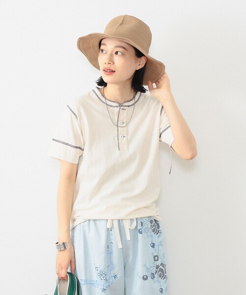 BEAMS BOY(ビームスボーイ)の「Healthknit × BEAMS BOY / 70s ヘンリーネック ショートスリーブ(Tシャツ/カットソー・レディース・レッド/ネイビー/オレンジ・FREE)」の2枚目の写真