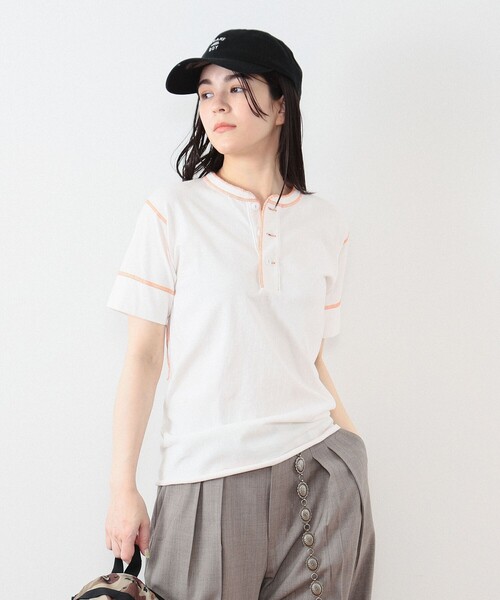 BEAMS BOY(ビームスボーイ)の「Healthknit × BEAMS BOY / 70s ヘンリーネック ショートスリーブ(Tシャツ/カットソー・レディース・レッド/ネイビー/オレンジ・FREE)」の1枚目の写真