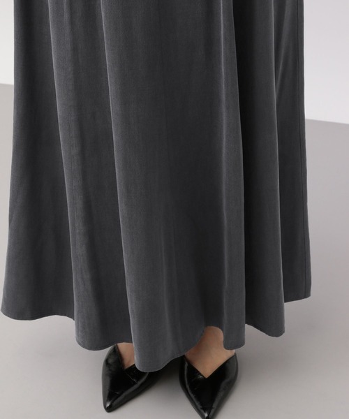 A part by（アパートバイ）の「キュプラフレアスカート（スカート・レディース・チャコールグレー/ピンク系その他・FREE）」の11枚目の写真