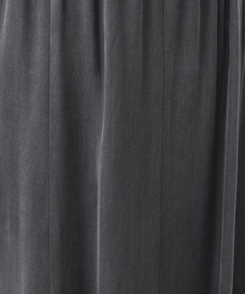 A part by（アパートバイ）の「キュプラフレアスカート（スカート・レディース・チャコールグレー/ピンク系その他・FREE）」の12枚目の写真