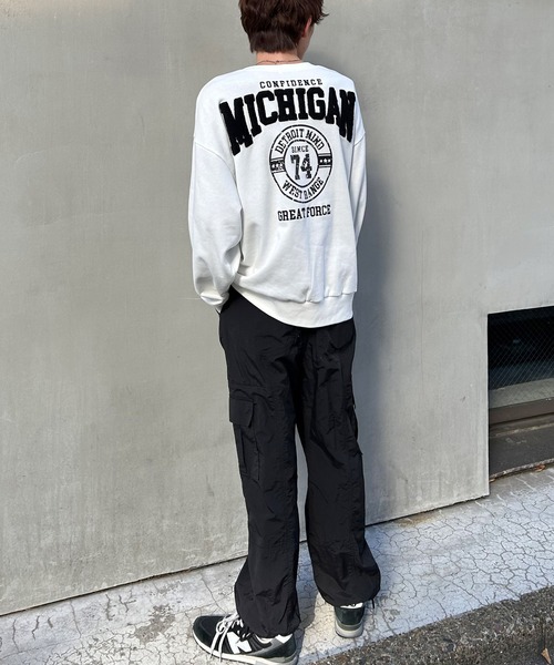 INGNI（イング）の「Backカレッジサークルロゴスウェットチュニック（スウェット・レディース・オフホワイト/杢グレー/ブラック・M）」の15枚目の写真