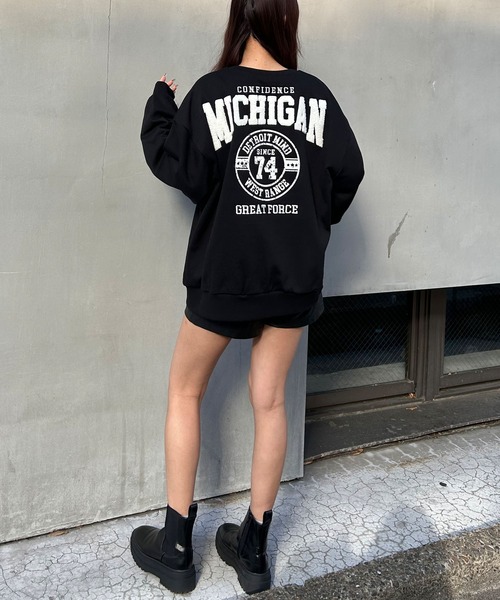 INGNI（イング）の「Backカレッジサークルロゴスウェットチュニック（スウェット・レディース・オフホワイト/杢グレー/ブラック・M）」の9枚目の写真