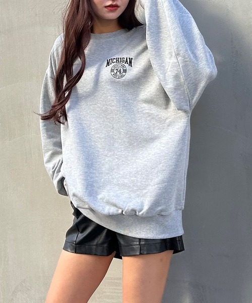 INGNI（イング）の「Backカレッジサークルロゴスウェットチュニック（スウェット・レディース・オフホワイト/杢グレー/ブラック・M）」の21枚目の写真