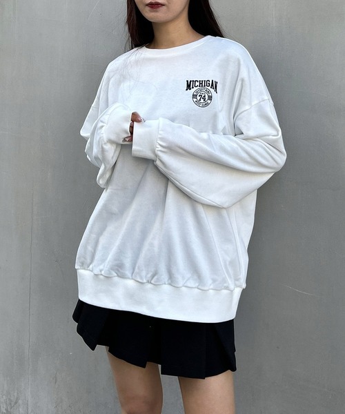 INGNI（イング）の「Backカレッジサークルロゴスウェットチュニック（スウェット・レディース・オフホワイト/杢グレー/ブラック・M）」の10枚目の写真