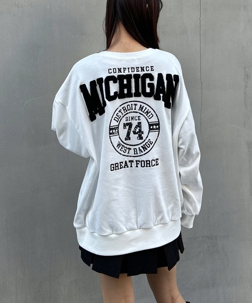 INGNI（イング）の「Backカレッジサークルロゴスウェットチュニック（スウェット・レディース・オフホワイト/杢グレー/ブラック・M）」の11枚目の写真