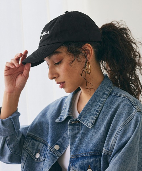 coca(coca)(コカ)の「ロゴ刺繍キャップ(キャップ・レディース・ブラック/ネイビー・ONE SIZE)」の3枚目の写真