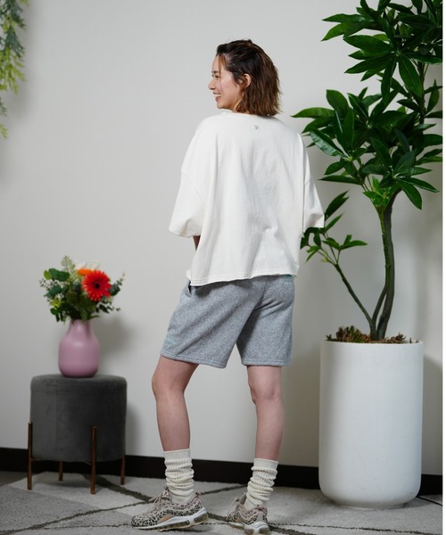 BILLABONG(ビラボン)の「BILLABONG/ビラボン Tシャツ ワイドルーズシルエット クロップド丈 BE013-207(Tシャツ/カットソー・レディース・ライトブルー/ホワイト/イエロー/スミクロ・M)」の20枚目の写真