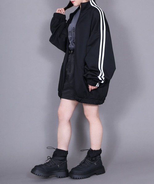 Figments（フィグメンツ）の「スーパービッグトラックジャケット（ジャージ・レディース・ブルー/ブラック/レッド・FREE）」の8枚目の写真