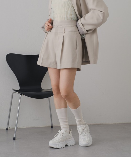 Kastane(カスタネ)の「【2024SSアイテム/SET UP対応】ダブルウエストショートパンツ(その他パンツ・レディース・アイボリー/ブラック・FREE)」の3枚目の写真