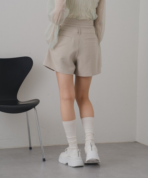 Kastane(カスタネ)の「【2024SSアイテム/SET UP対応】ダブルウエストショートパンツ(その他パンツ・レディース・アイボリー/ブラック・FREE)」の6枚目の写真