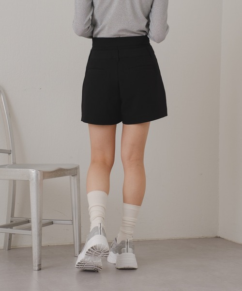 Kastane(カスタネ)の「【2024SSアイテム/SET UP対応】ダブルウエストショートパンツ(その他パンツ・レディース・アイボリー/ブラック・FREE)」の10枚目の写真