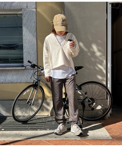 anap mimpi（アナップミンピ）の「キーネック 裏毛 スウェット クロップド トレーナー（スウェット・レディース・ベージュ系その他/グレー/オレンジ・FREE）」の7枚目の写真