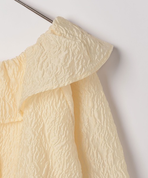 Heather(ヘザー)の「エンボスオフショルブラウス 111451(シャツ/ブラウス・レディース・ホワイト/ブラック/イエロー・FREE)」の7枚目の写真