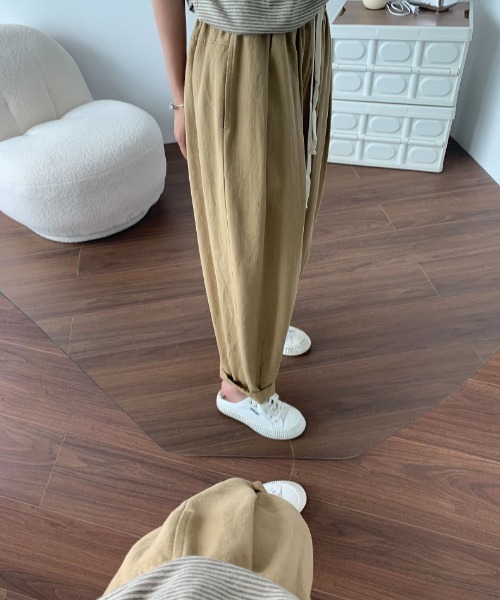 GEMEDA(ジェメダ)の「ウエストゴムバルーンパンツ(その他パンツ・レディース・ブラック/ベージュ・S/M)」の4枚目の写真