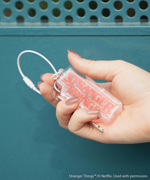 キーホルダー・アクリルキーホルダー Stranger Things x Bath and Body Works 1 セール】Stranger Things × FREAK'S STORE/ストレンジャー