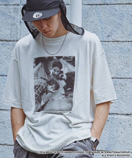 GOOD ROCK SPEED（グッドロックスピード）の「【GOOD ROCK SPEED/グッドロックスピード】ヴィンテージライク/ロックバンドフォトTシャツ（Tシャツ/カットソー・メンズ・ブラック/ホワイト/オフホワイト/ブラック系その他/グレー系その他/その他4・X-LARGE/LARGE）」の2枚目の写真