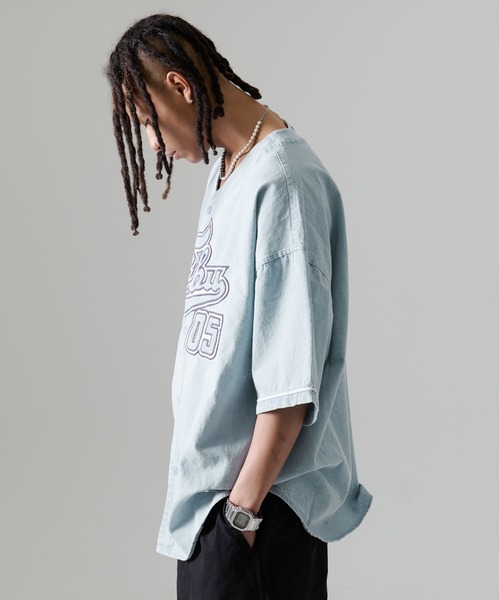 00s Y2K プラチナムフブ 総柄 半袖シャツ ロゴ刺繍 2XLサイズ shopnikoniko tシャツ チビT 半袖 ショート丈 アシンメトリー