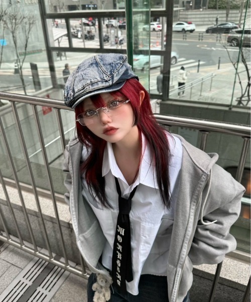 XU(エックスユー)の「ストリートファッション XU エックスユー denim punching cap 2 デニムキャップ ハンチング帽 ブリーチデニムキャップ グランジ風キャップ 韓国ファッション Y2Kファッション(ハンチング/ベレー帽・メンズ・ブルー・ONE SIZE)」の2枚目の写真