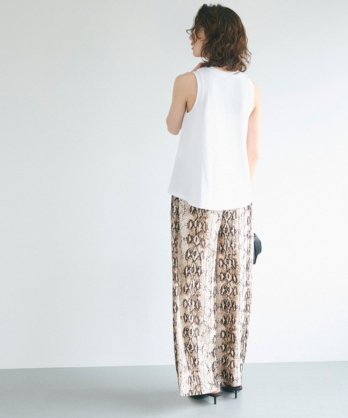 coca（coca）（コカ）の「アメスリAラインスリットタンク（タンクトップ・レディース・ホワイト/チャコール/イエロー/ブラック/ライトピンク/ライトグレー・M/L/S）」の16枚目の写真