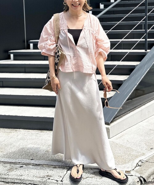 NOLLEY’S（ノーリーズ）の「ウォッシャブルサテンバイヤスフレアスカート（スカート・レディース・キナリ/ブラック・38/36）」の5枚目の写真