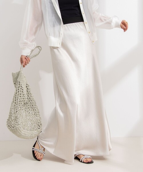 NOLLEY’S（ノーリーズ）の「ウォッシャブルサテンバイヤスフレアスカート（スカート・レディース・キナリ/ブラック・38/36）」の6枚目の写真