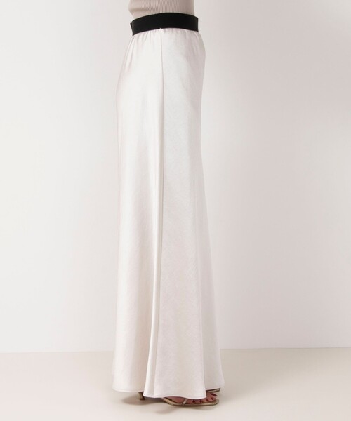 NOLLEY’S（ノーリーズ）の「ウォッシャブルサテンバイヤスフレアスカート（スカート・レディース・キナリ/ブラック・38/36）」の22枚目の写真