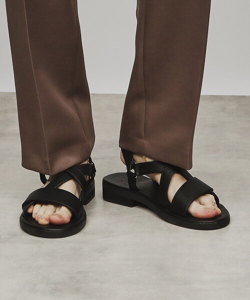 tk.TAKEO KIKUCHI(ティーケータケオキクチ)の「◆クロスサンダル(サンダル・メンズ・ブラック・75/65/55)」の7枚目の写真