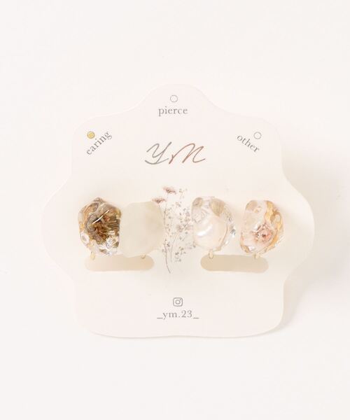 tone(トーン)の「【YM】4粒set ice flower 鉱石 ステンレスイヤリング(MA)(イヤリング・レディース・ホワイト/オレンジ/カーキ/グレー/ピンク・FREE)」の1枚目の写真