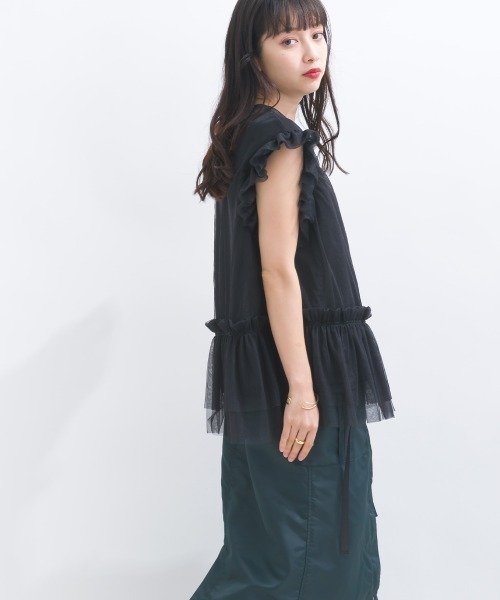 terrace(テラス)の「フリルチュールレースノースリーブ(Tシャツ/カットソー・レディース・イエロー/ブラック/オフホワイト/ブルー・MEDIUM)」の20枚目の写真