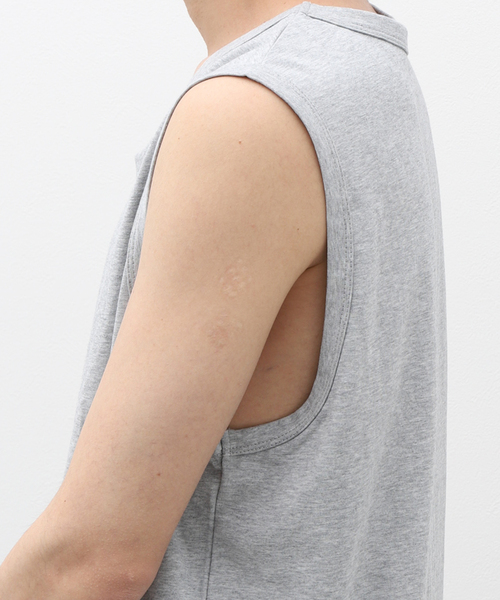 JOURNAL STANDARD relume（ジャーナルスタンダード　レリューム）の「Allen A / アレンエー ノースリーブクルーネックカットソー（Tシャツ/カットソー・メンズ・ライトグレー/チャコールグレー/ホワイト・SMALL/MEDIUM/LARGE）」の15枚目の写真