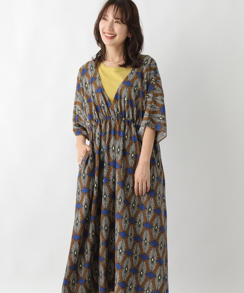 LEPSIM(レプシィム)の「アフリカンプリントVネックワンピース 127573(ワンピース・レディース・キャメル/ブルー/レッド・FREE)」の10枚目の写真
